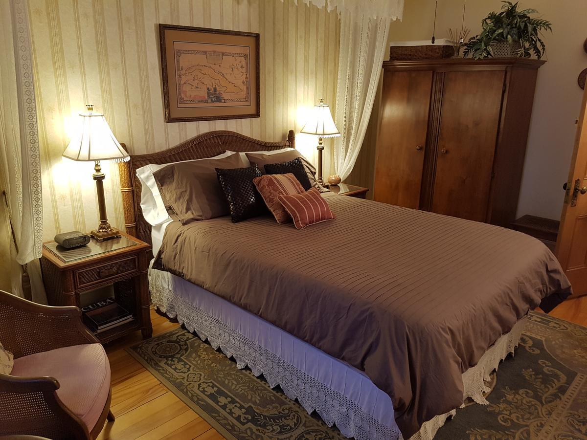 Les Trois Erables Boutique Inn Wakefield Bagian luar foto