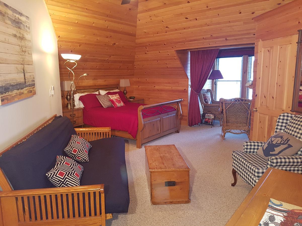 Les Trois Erables Boutique Inn Wakefield Bagian luar foto